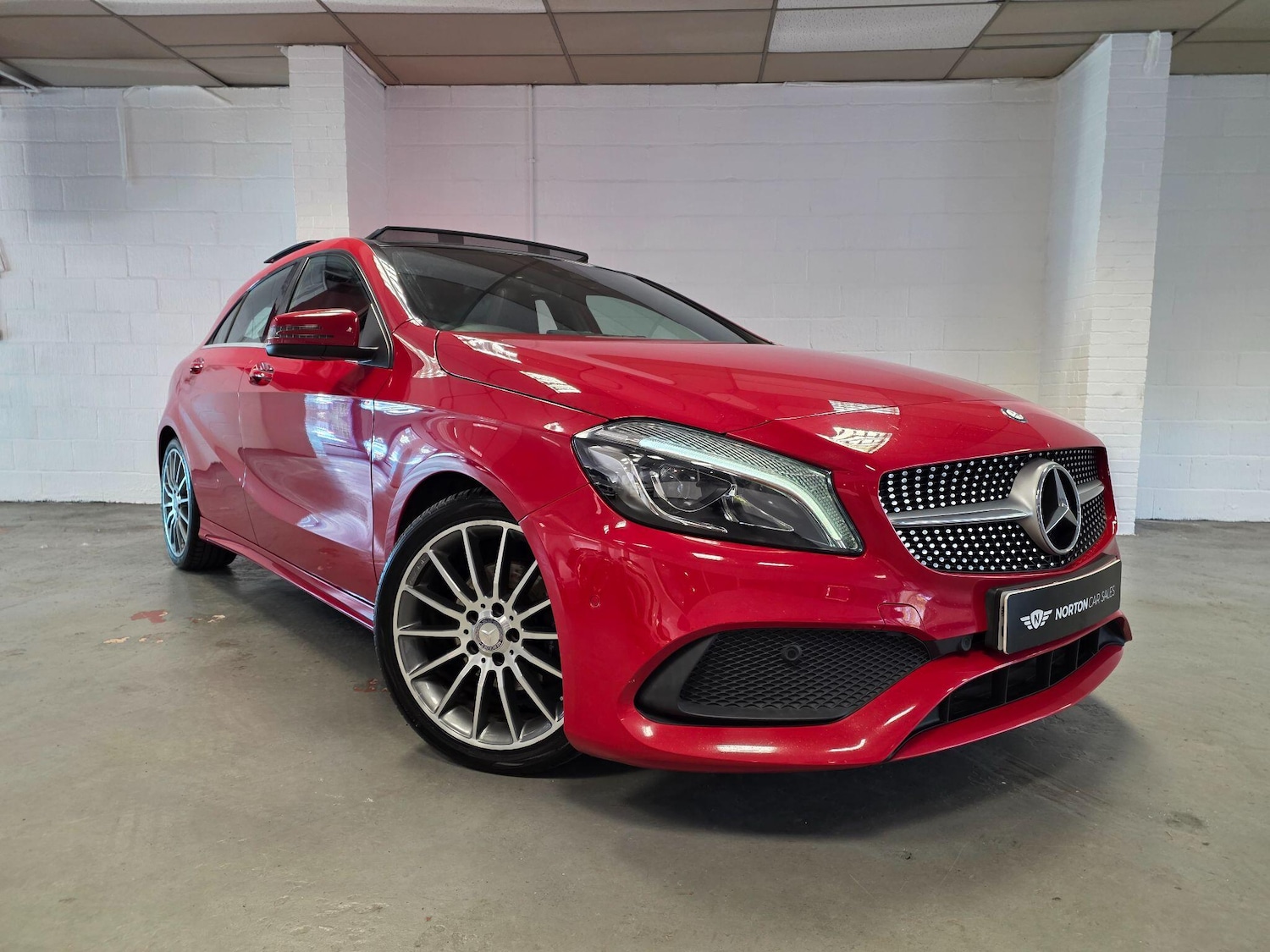 Used Mercedes-Benz A-Class 2016 for sale - 76247689: Photo 1