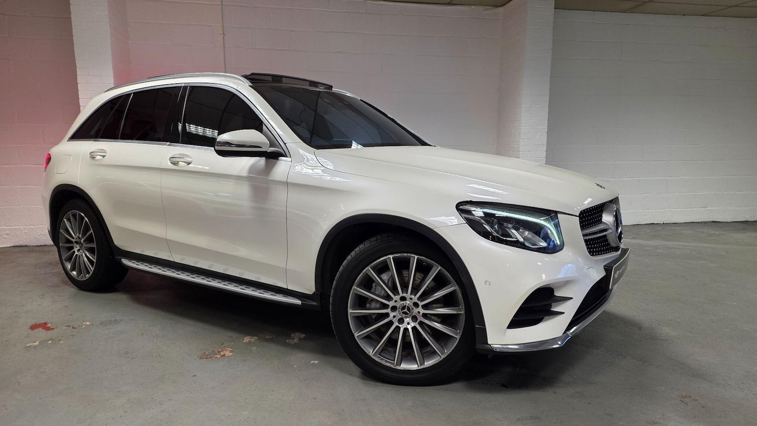 Used Mercedes-Benz GLC for sale - 77695409: Photo 2
