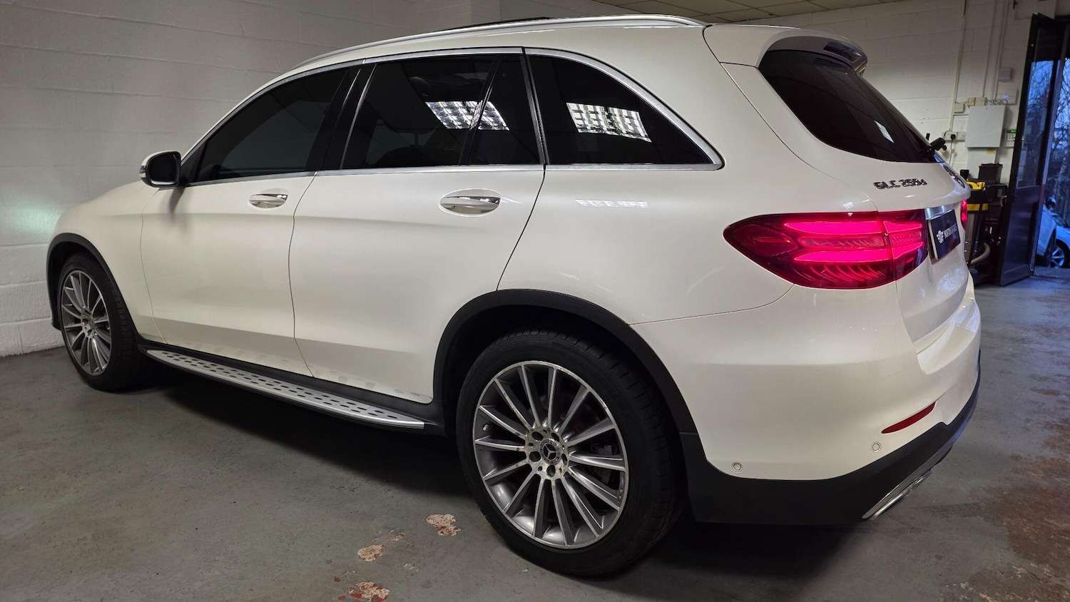 Used Mercedes-Benz GLC for sale - 77695409: Photo 27