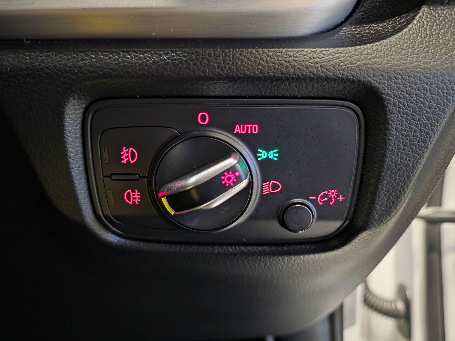 Used Audi A3 2015 for sale - 78171567: Photo 41