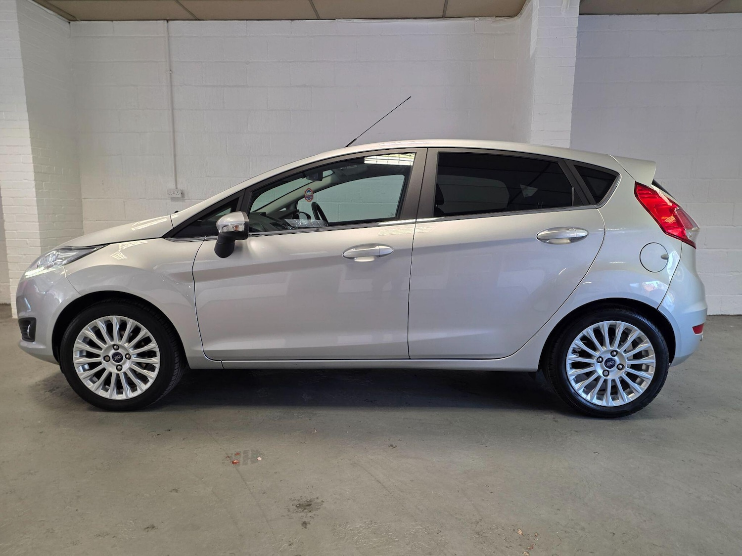 Used Ford Fiesta 2014 for sale - 76996115: Photo 16