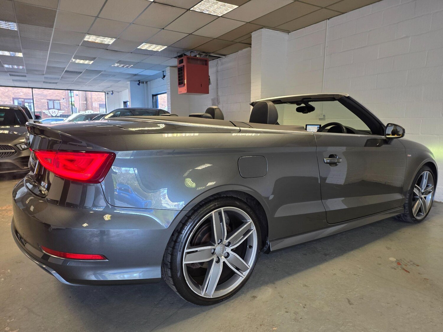 Used Audi A3 Cabriolet 2015 for sale - 76378048: Photo 21