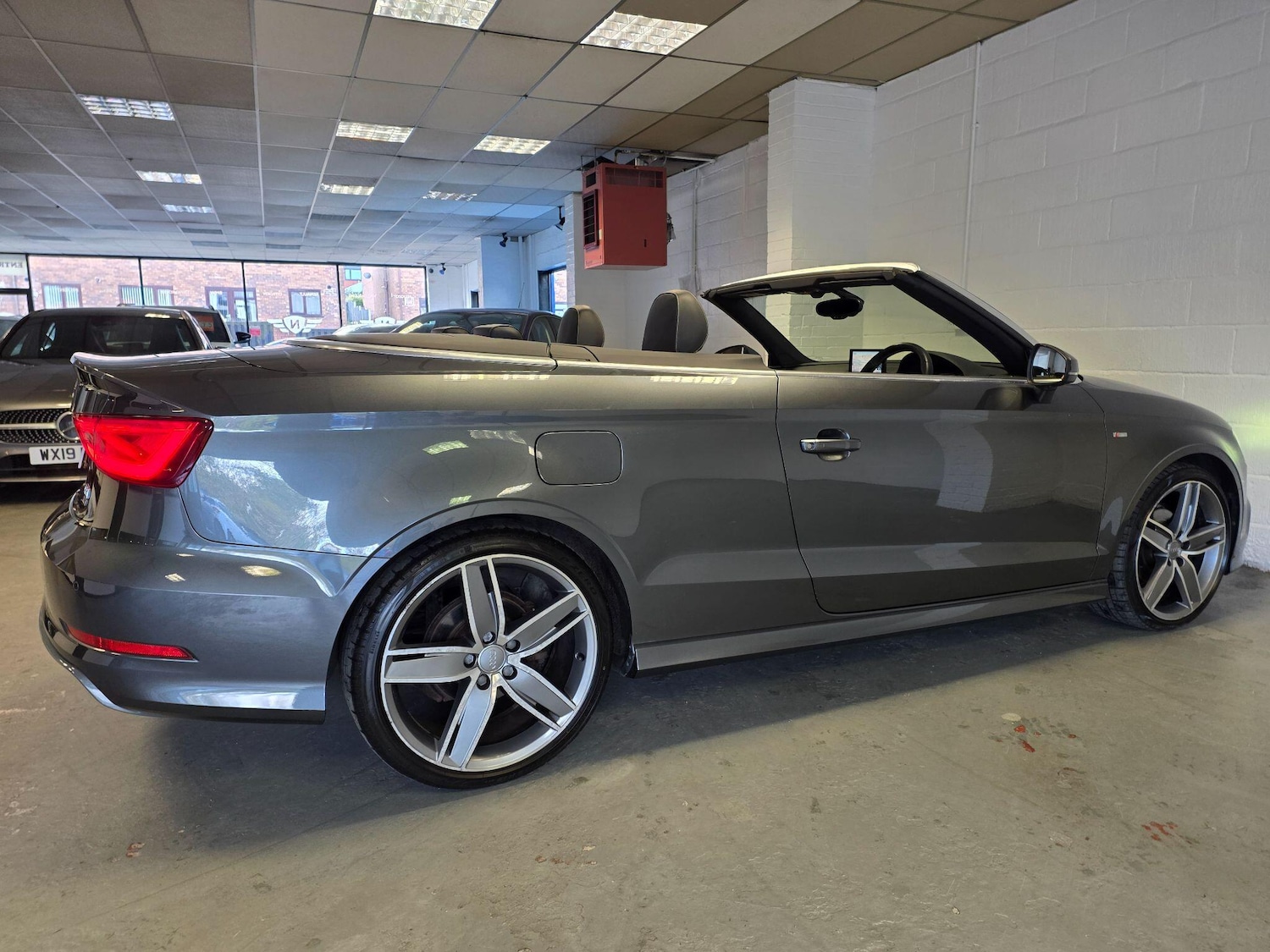 Used Audi A3 Cabriolet 2015 for sale - 76378048: Photo 22