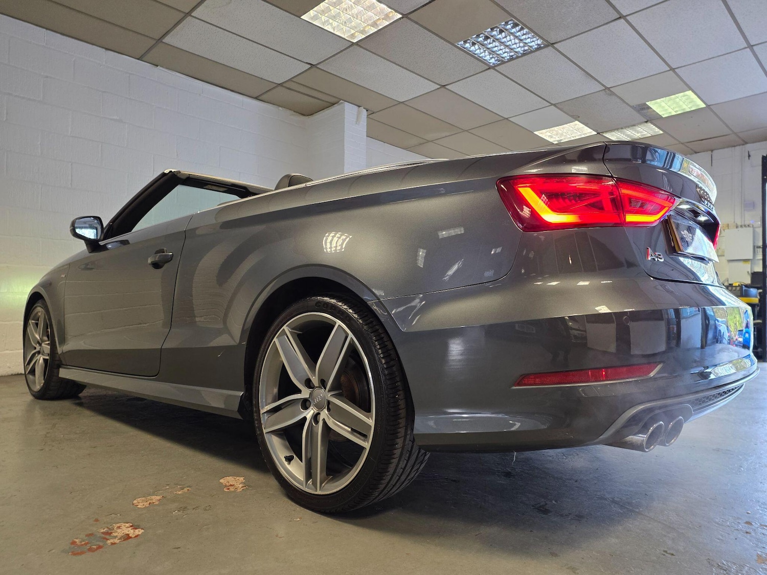 Used Audi A3 Cabriolet 2015 for sale - 76378048: Photo 25