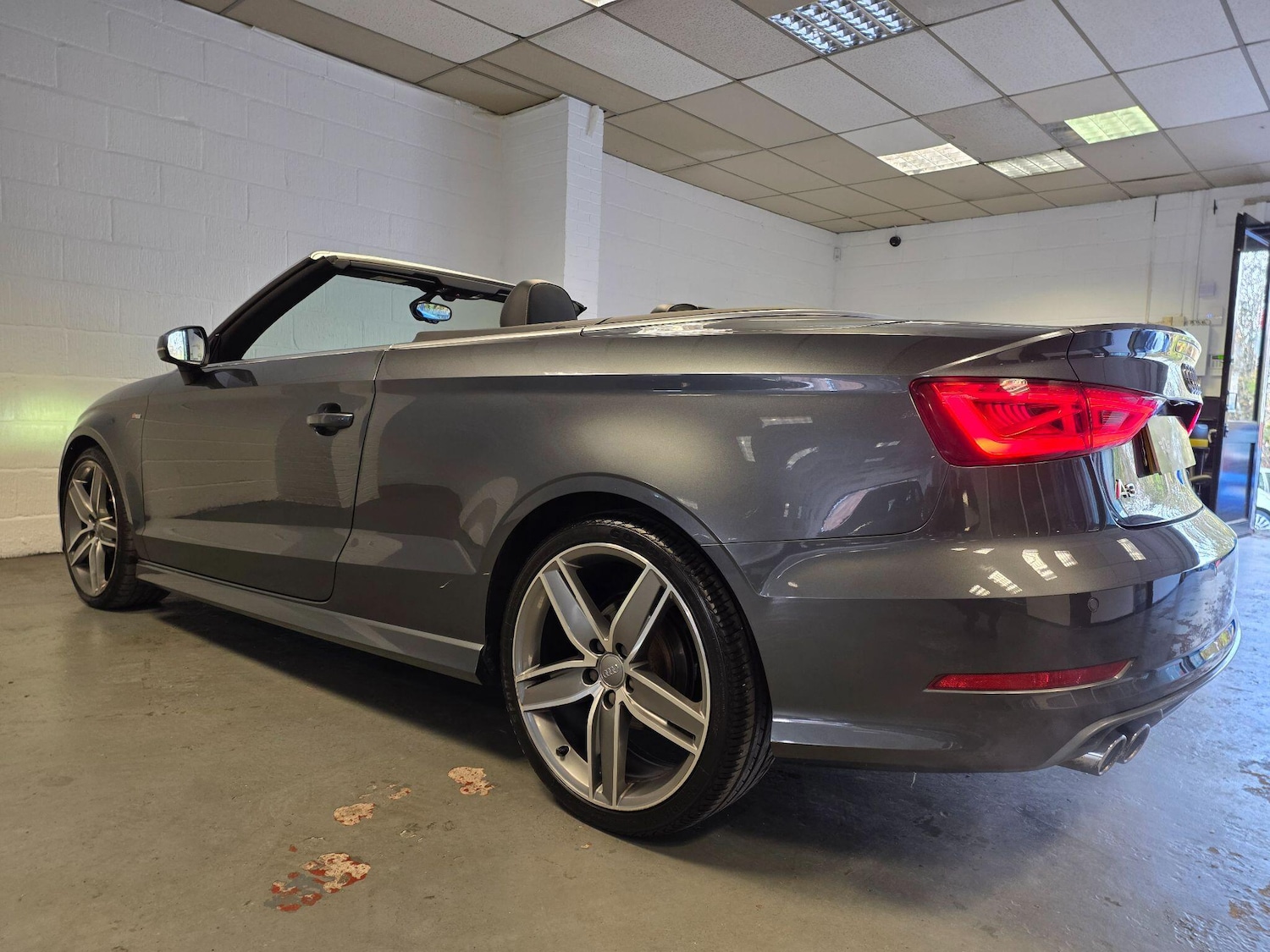 Used Audi A3 Cabriolet 2015 for sale - 76378048: Photo 26