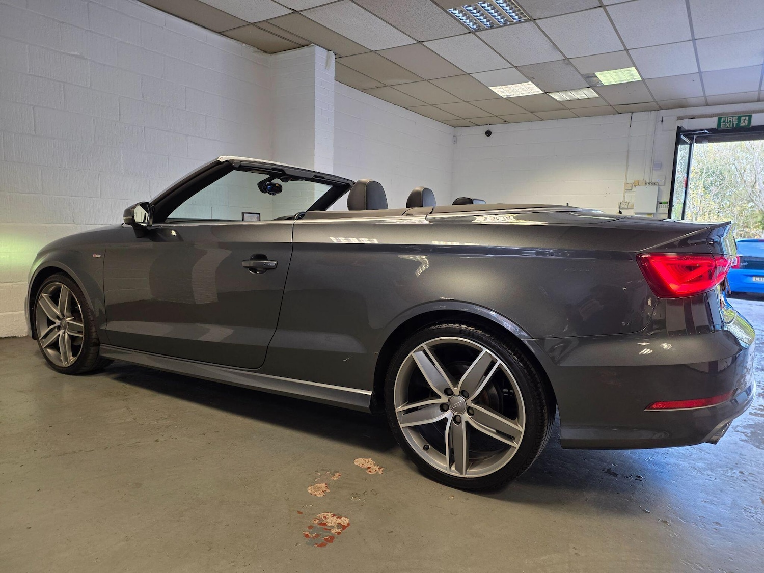 Used Audi A3 Cabriolet 2015 for sale - 76378048: Photo 27