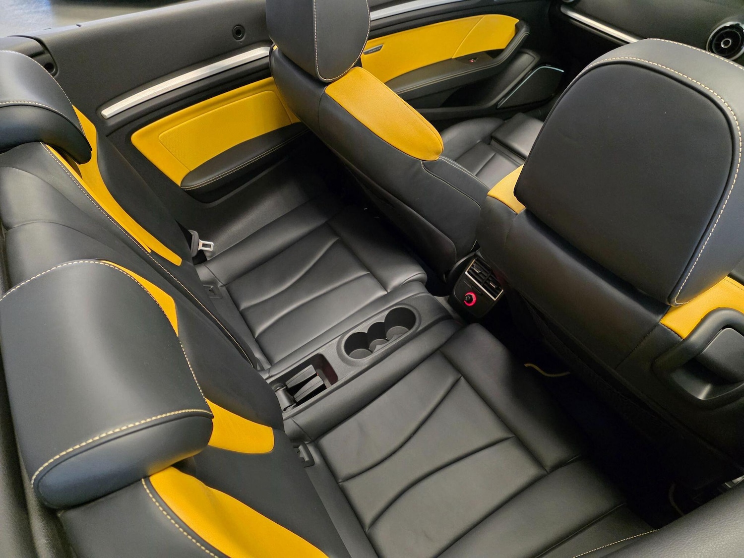 Used Audi A3 Cabriolet 2015 for sale - 76378048: Photo 35