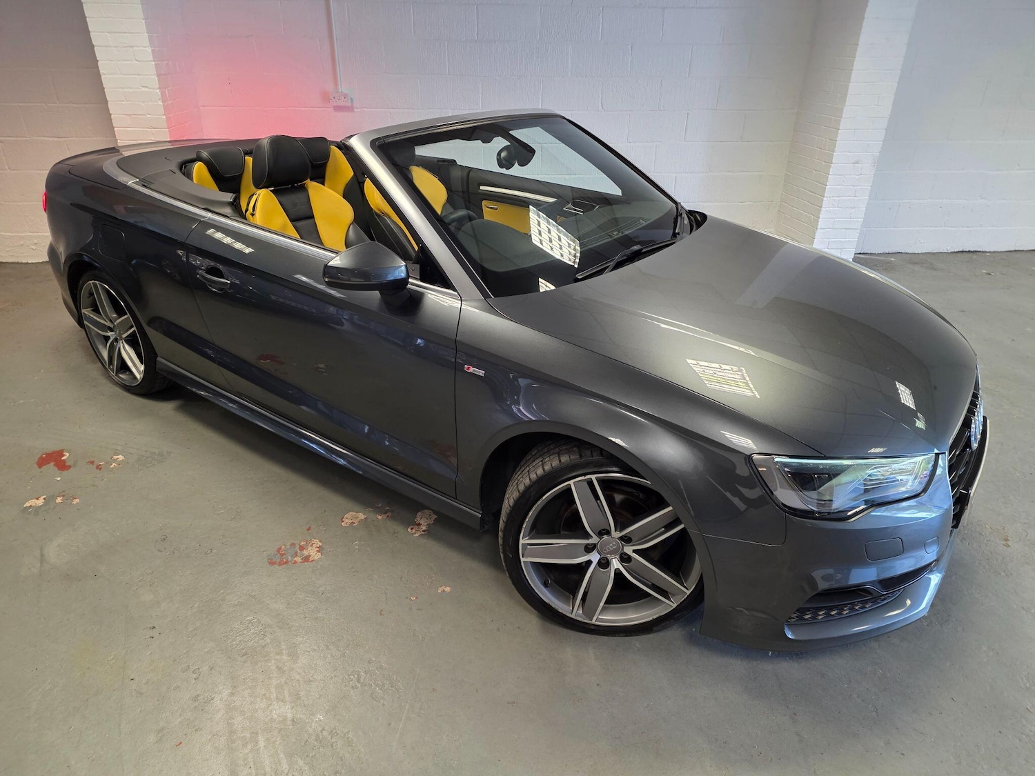 Used Audi A3 Cabriolet 2015 for sale - 76378048: Photo 4