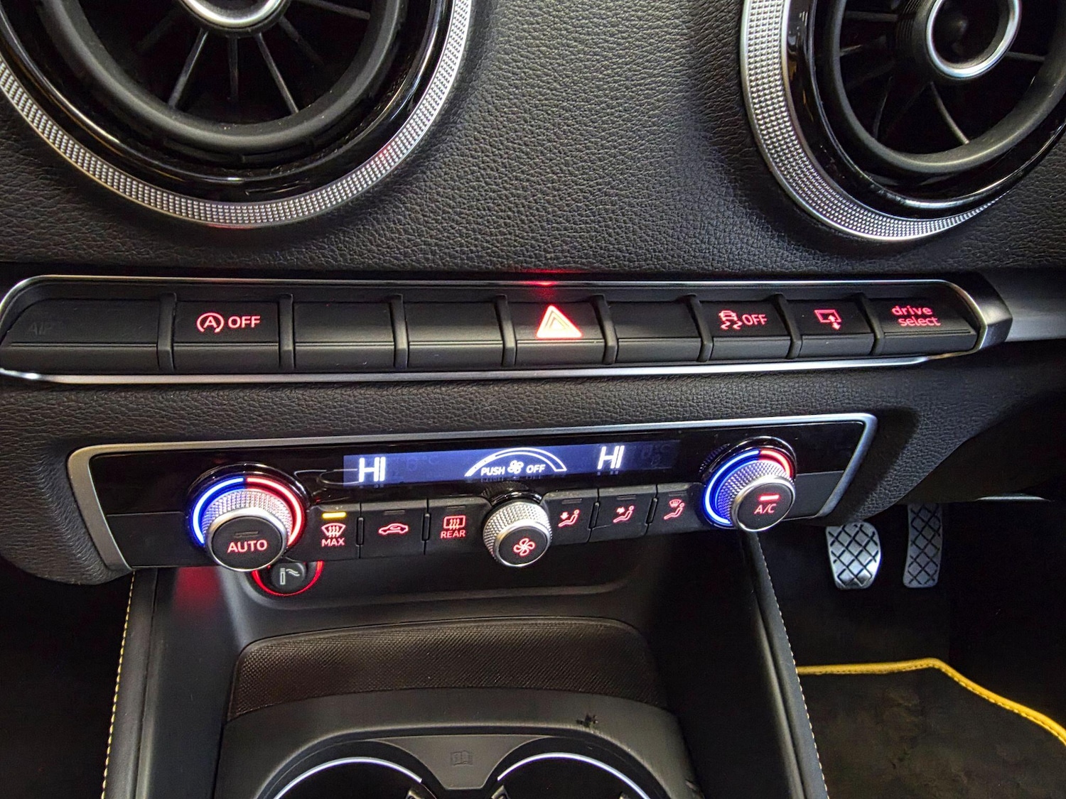 Used Audi A3 Cabriolet 2015 for sale - 76378048: Photo 64