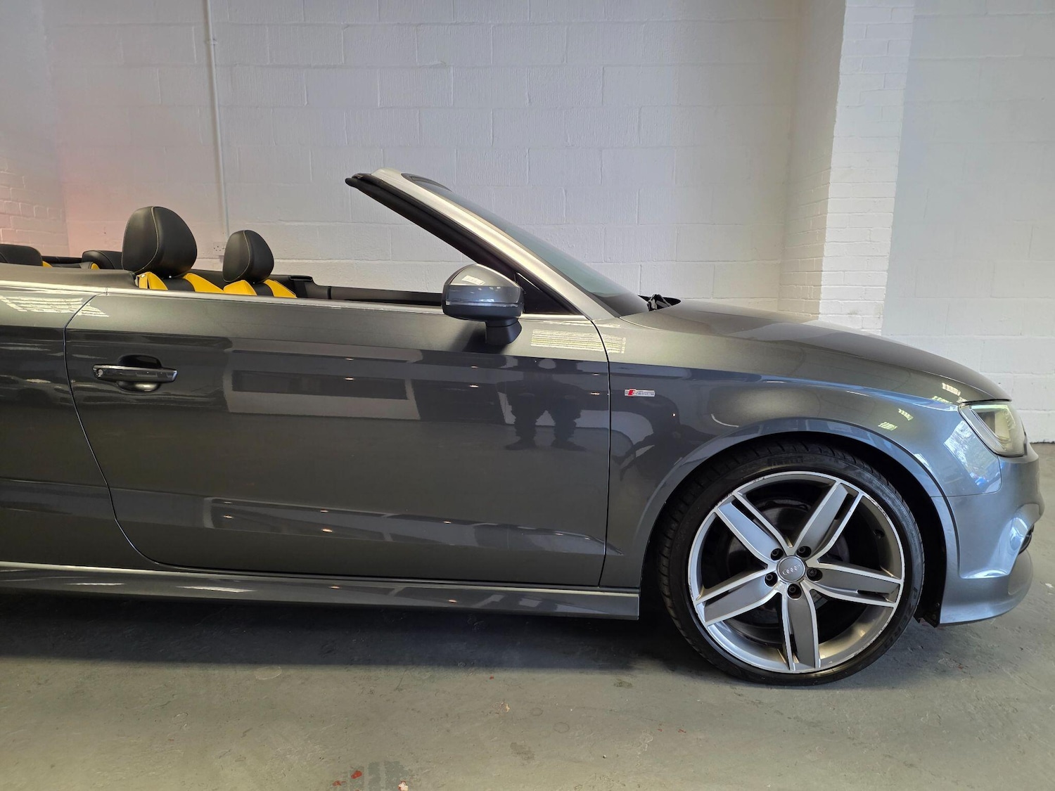 Used Audi A3 Cabriolet 2015 for sale - 76378048: Photo 7