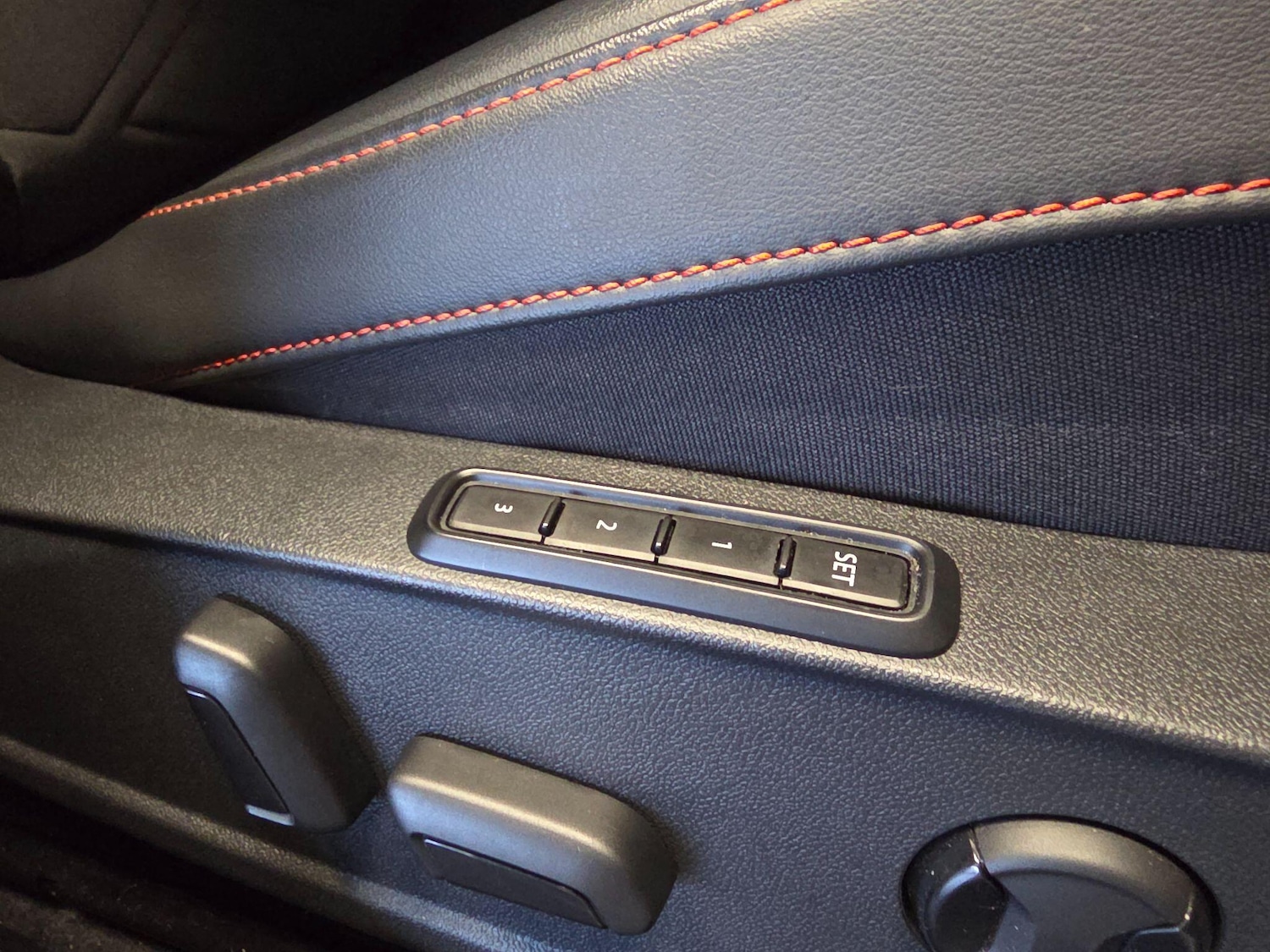 Used SEAT Leon for sale - 77315369: Photo 60