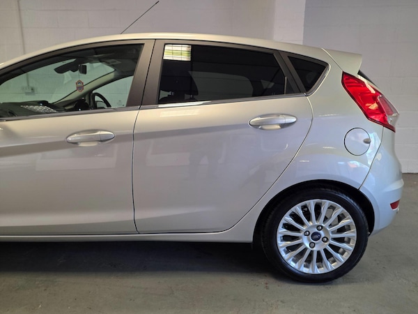 Used Ford Fiesta 2014 for sale - 76247543: Photo 17
