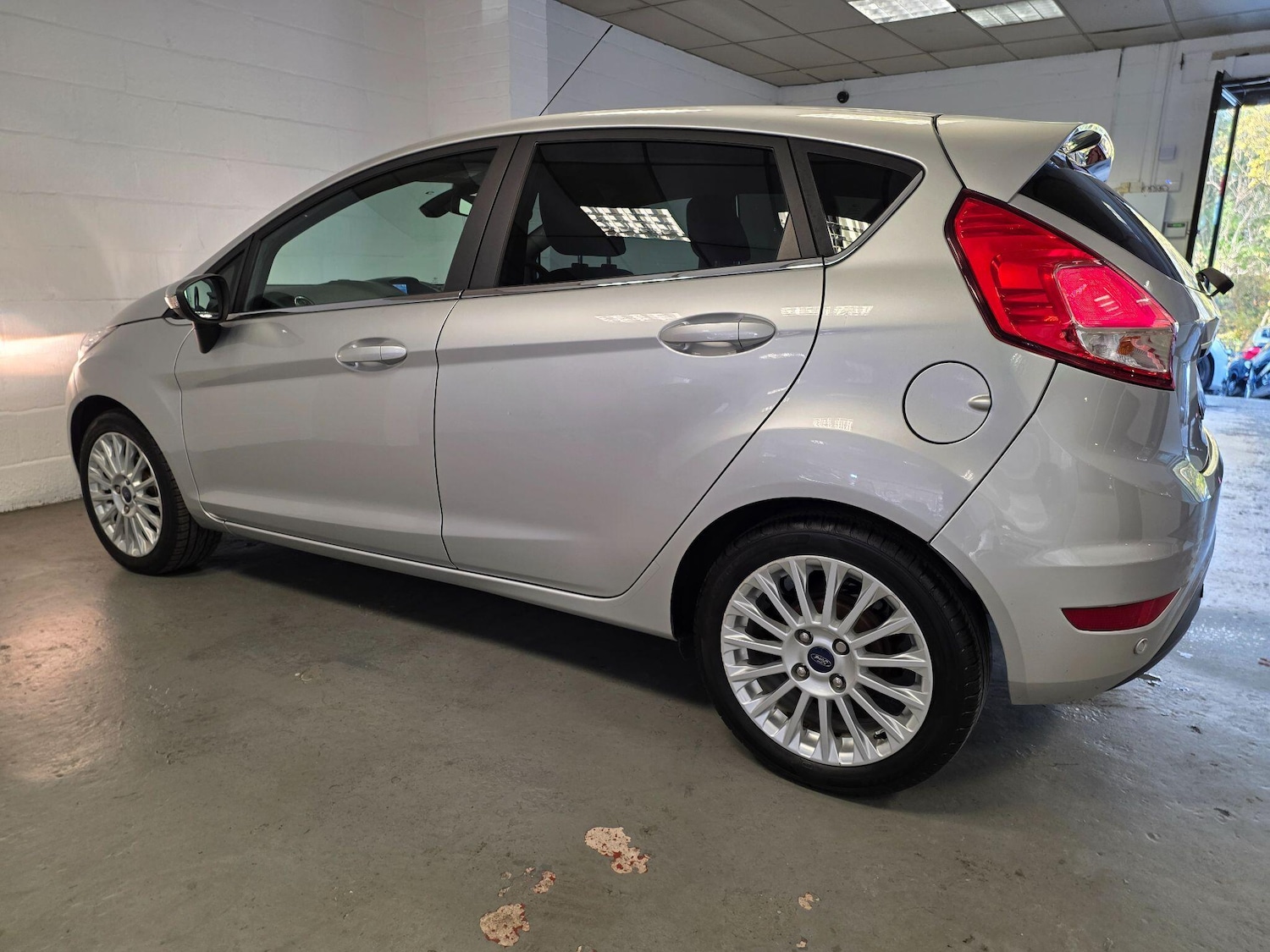 Used Ford Fiesta 2014 for sale - 76247543: Photo 27