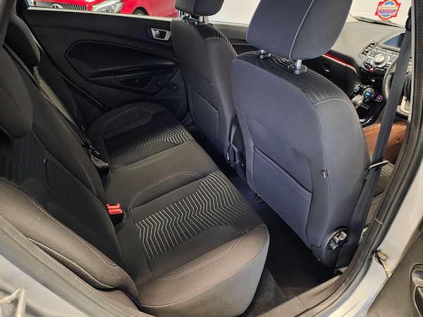 Used Ford Fiesta 2014 for sale - 76247543: Photo 35