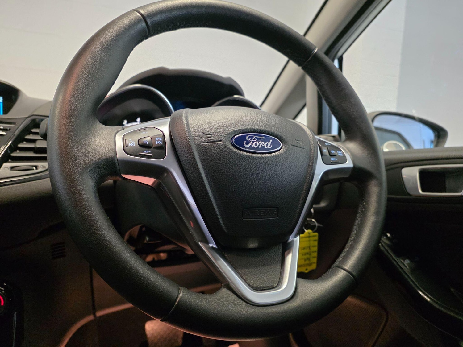 Used Ford Fiesta 2014 for sale - 76247543: Photo 41