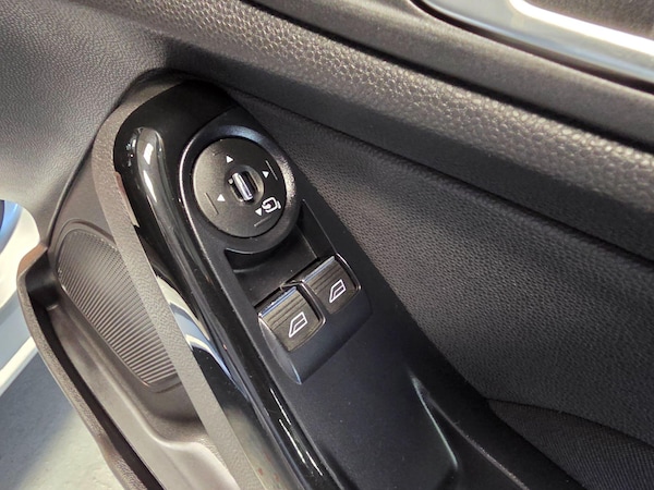 Used Ford Fiesta 2014 for sale - 76247543: Photo 54