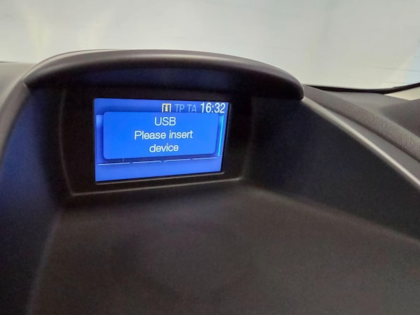 Used Ford Fiesta 2014 for sale - 76247543: Photo 68