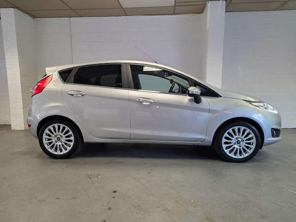 Used Ford Fiesta 2014 for sale - 76247543: Photo 6
