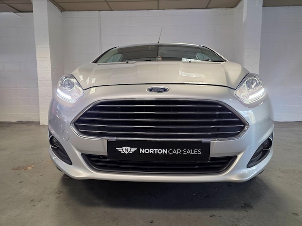 Used Ford Fiesta 2014 for sale - 76247543: Photo 9
