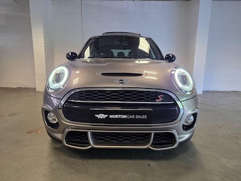 Used MINI Hatch 2017 for sale - 79188900: Photo