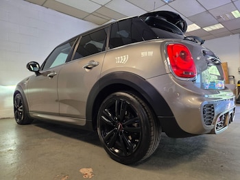 Used MINI Hatch 2017 for sale - 79188900: Photo