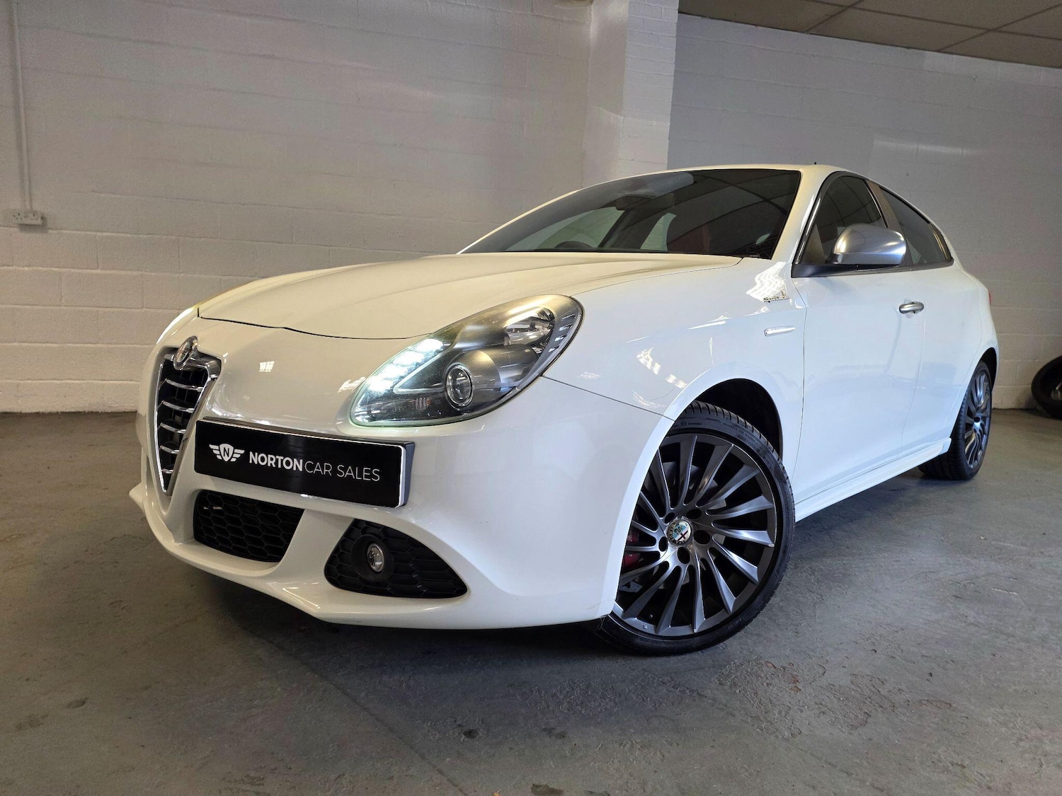 Used Alfa Romeo Giulietta 2013 for sale - 76645318: Photo 11