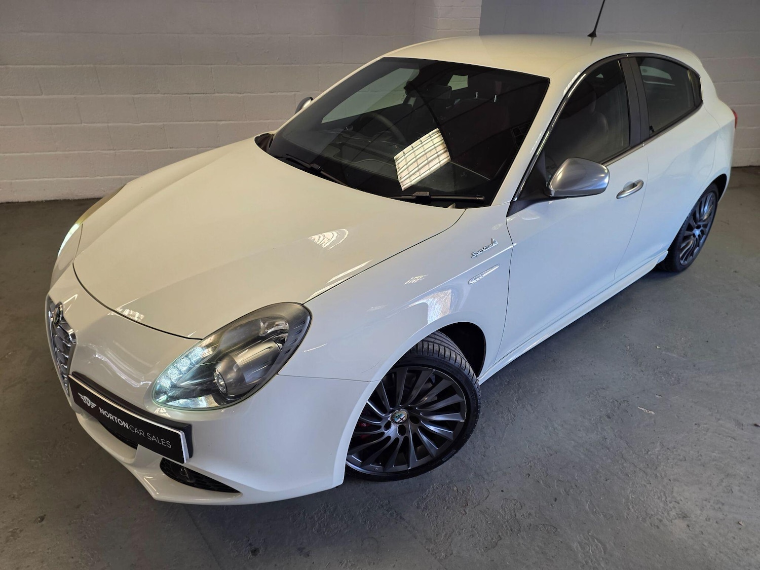 Used Alfa Romeo Giulietta 2013 for sale - 76645318: Photo 14