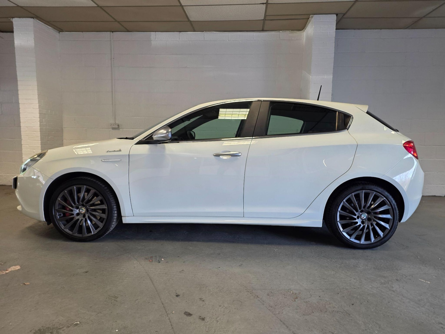 Used Alfa Romeo Giulietta 2013 for sale - 76645318: Photo 16