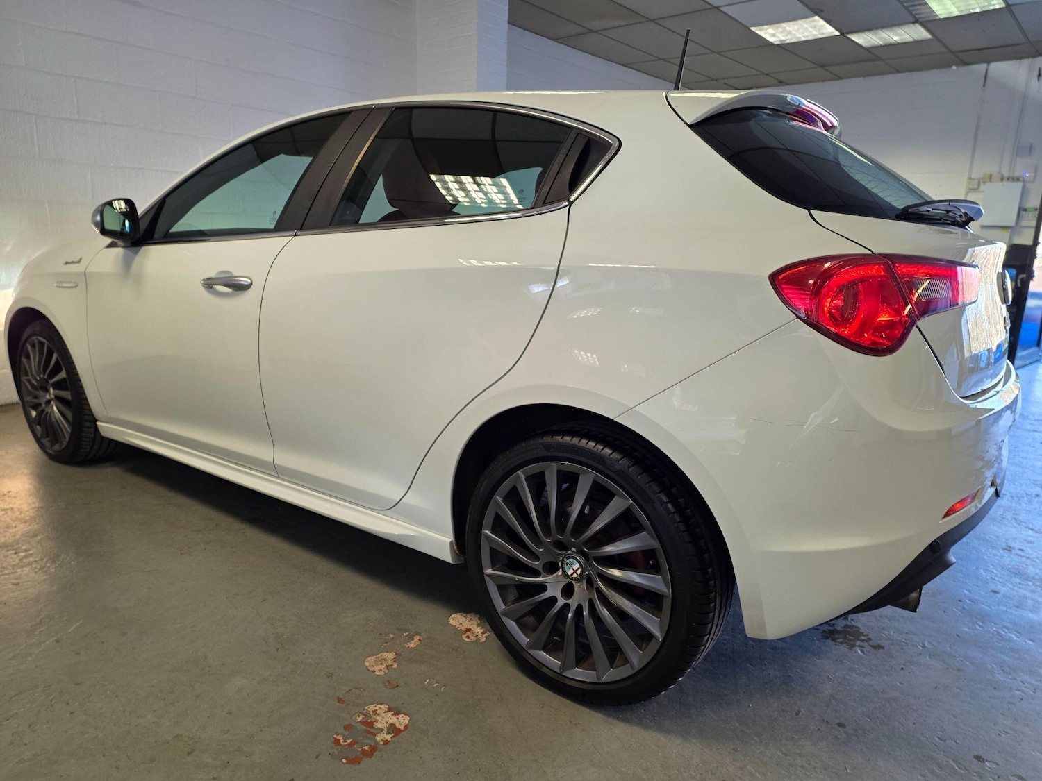 Used Alfa Romeo Giulietta 2013 for sale - 76645318: Photo 27