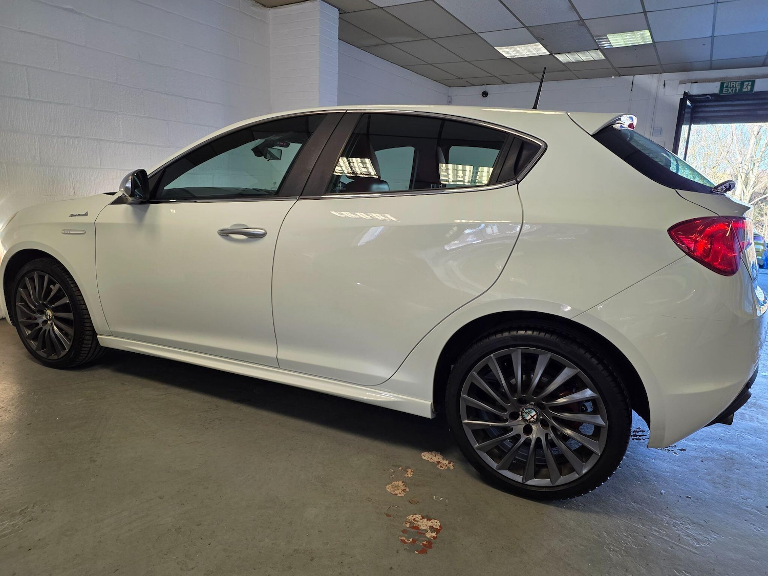 Used Alfa Romeo Giulietta 2013 for sale - 76645318: Photo 28