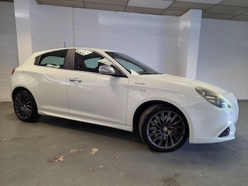 Used Alfa Romeo Giulietta 2013 for sale - 76645318: Photo