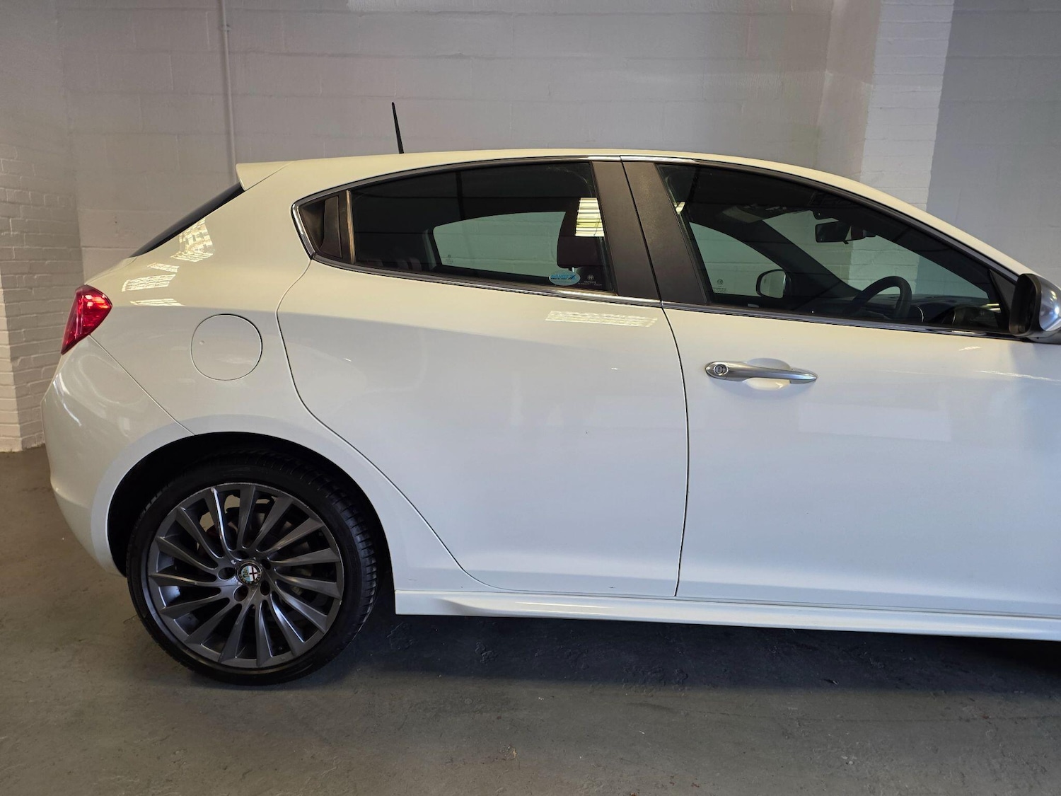 Used Alfa Romeo Giulietta 2013 for sale - 76645318: Photo 8