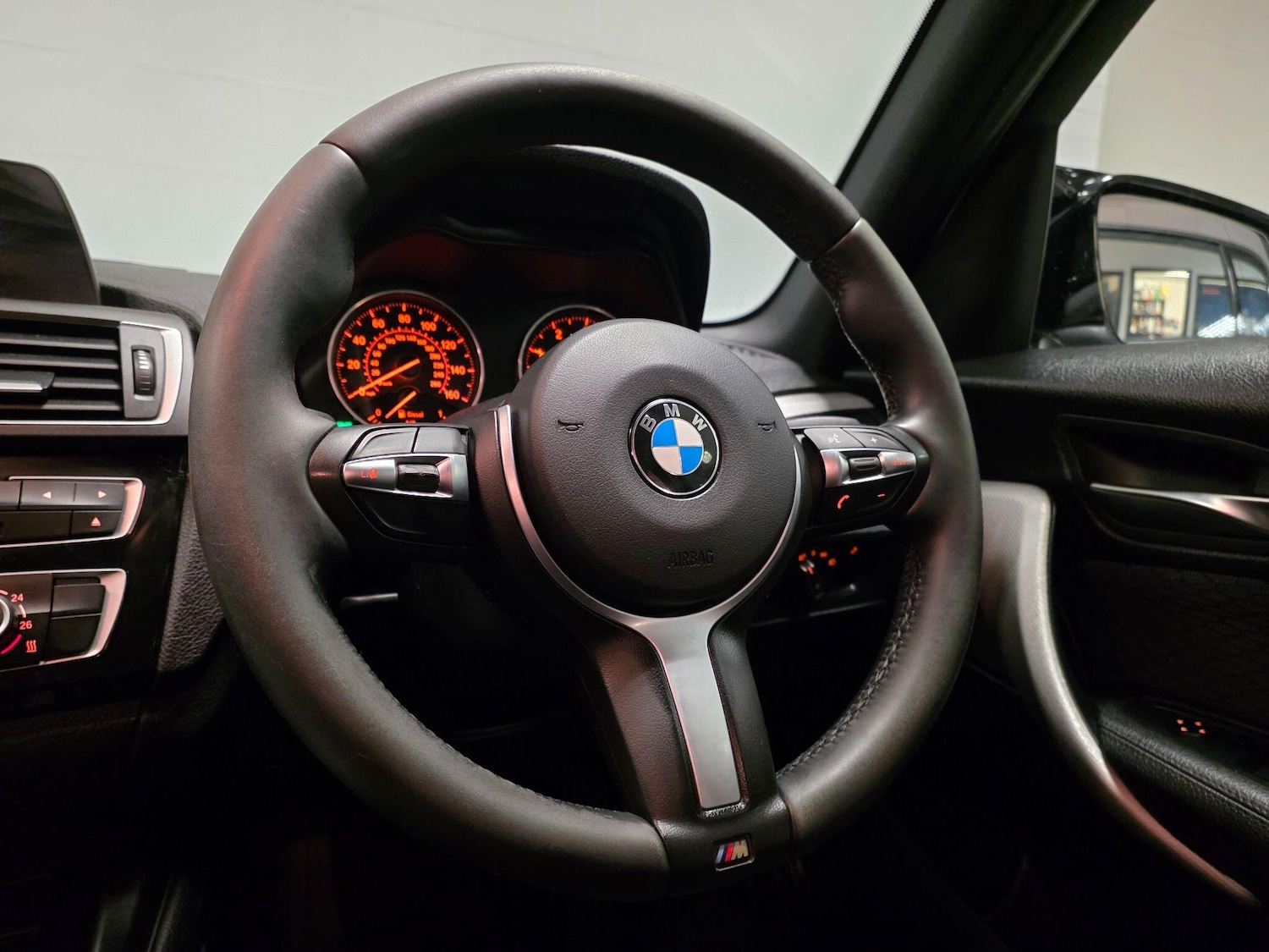 Used BMW 1 Series 2016 for sale - 77695975: Photo 42
