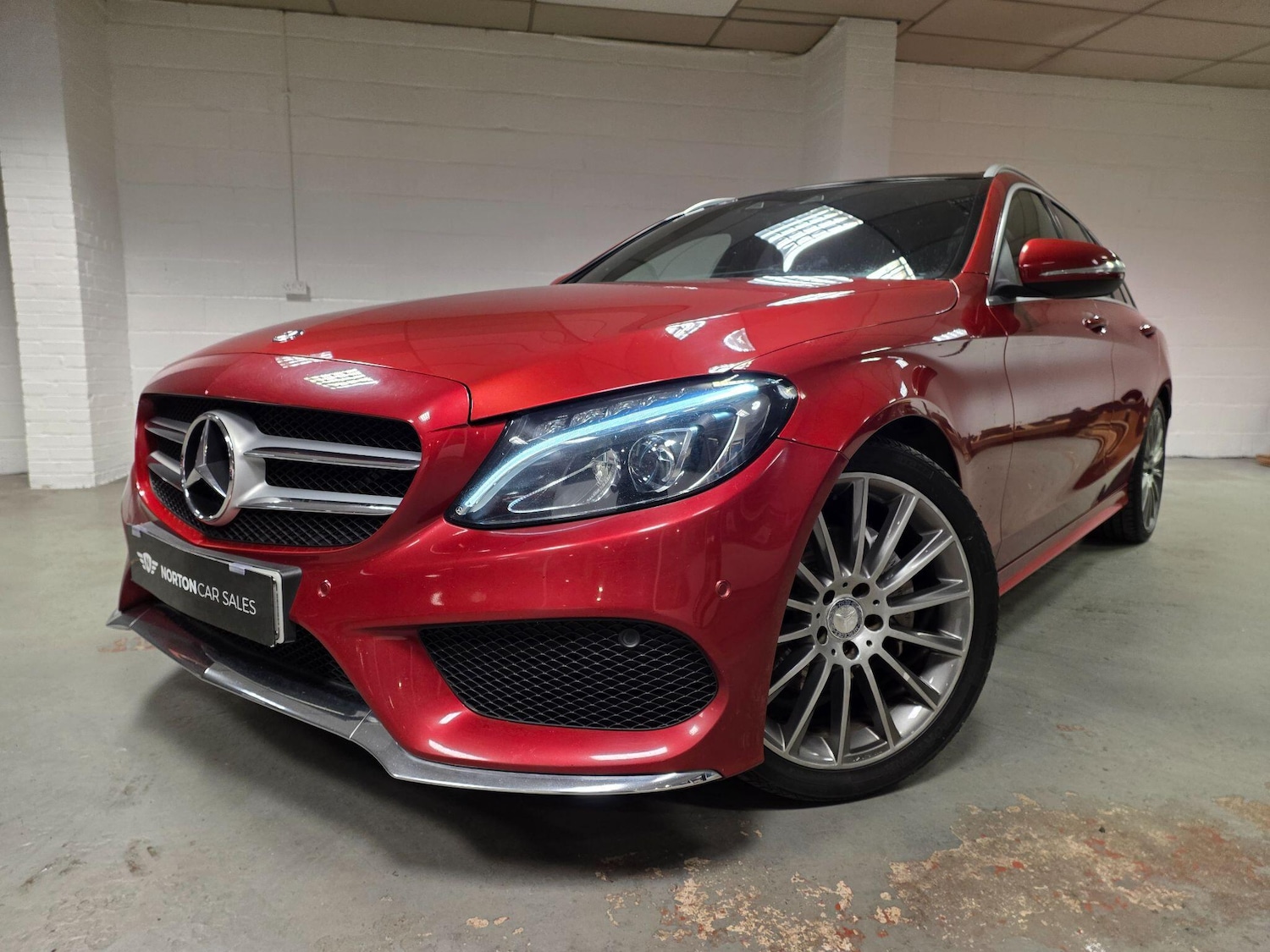 Used Mercedes-Benz C Class 2015 for sale - 76976614: Photo 12