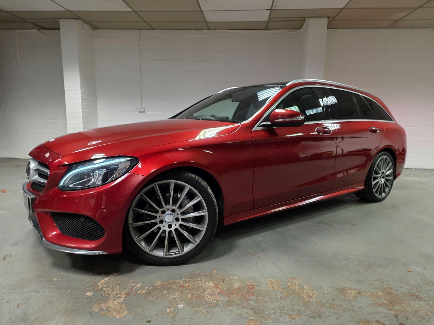 Used Mercedes-Benz C Class 2015 for sale - 76976614: Photo 14