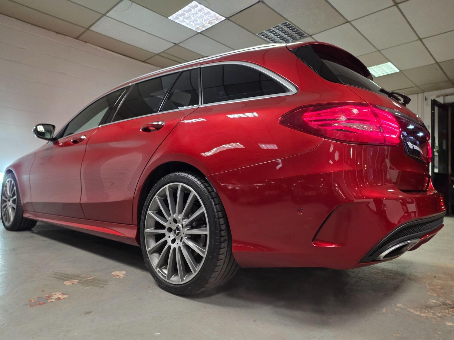 Used Mercedes-Benz C Class 2015 for sale - 76976614: Photo 27