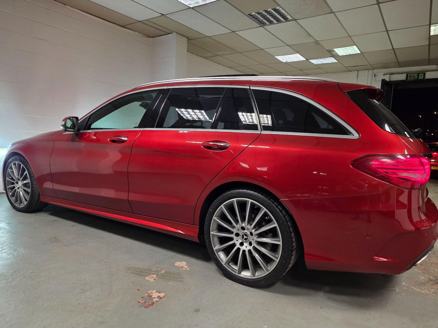 Used Mercedes-Benz C Class 2015 for sale - 76976614: Photo 29