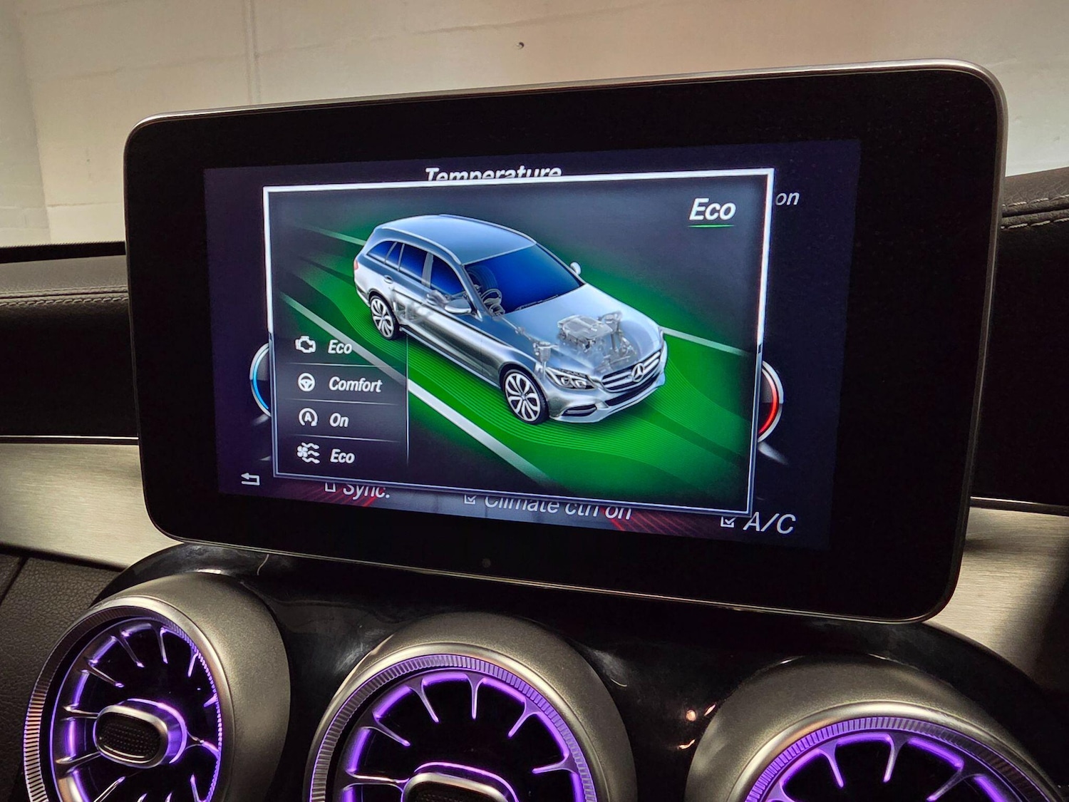 Used Mercedes-Benz C Class 2015 for sale - 76976614: Photo 75