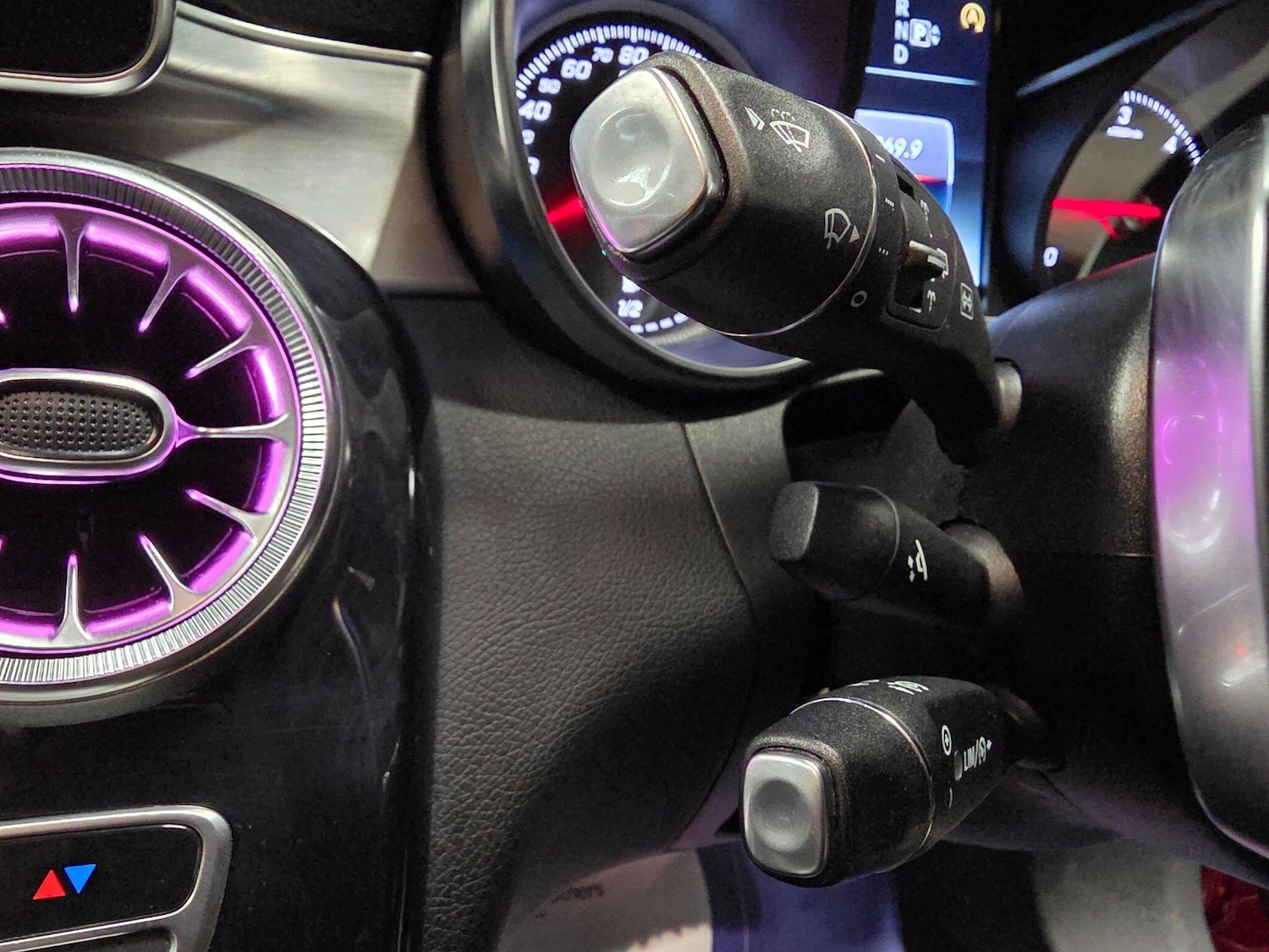 Used Mercedes-Benz C Class 2015 for sale - 76976614: Photo 82