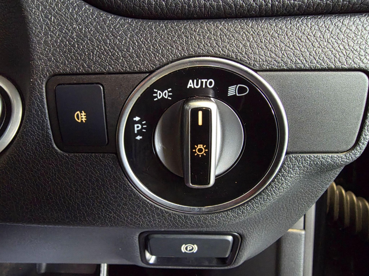 Used Mercedes-Benz CLA 2018 for sale - 77977943: Photo 55