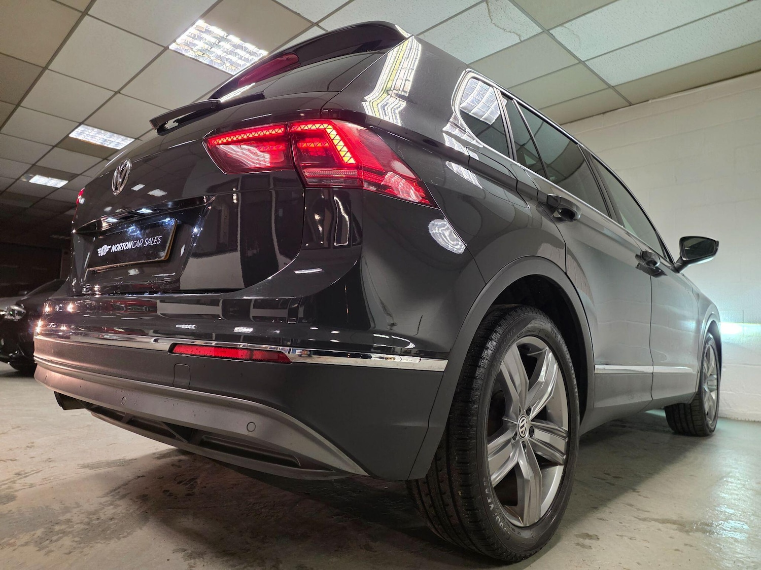 Used Volkswagen Tiguan 2017 for sale - 77376465: Photo 19