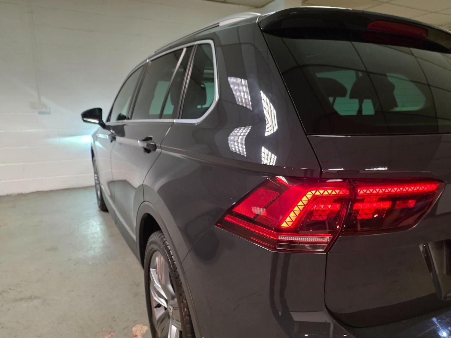 Used Volkswagen Tiguan 2017 for sale - 77376465: Photo 29