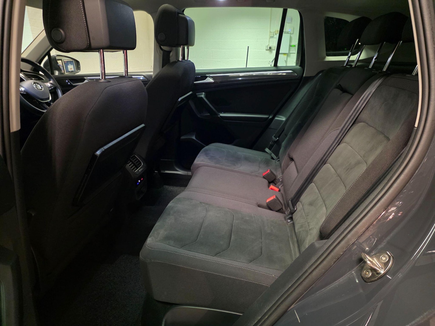 Used Volkswagen Tiguan 2017 for sale - 77376465: Photo 46