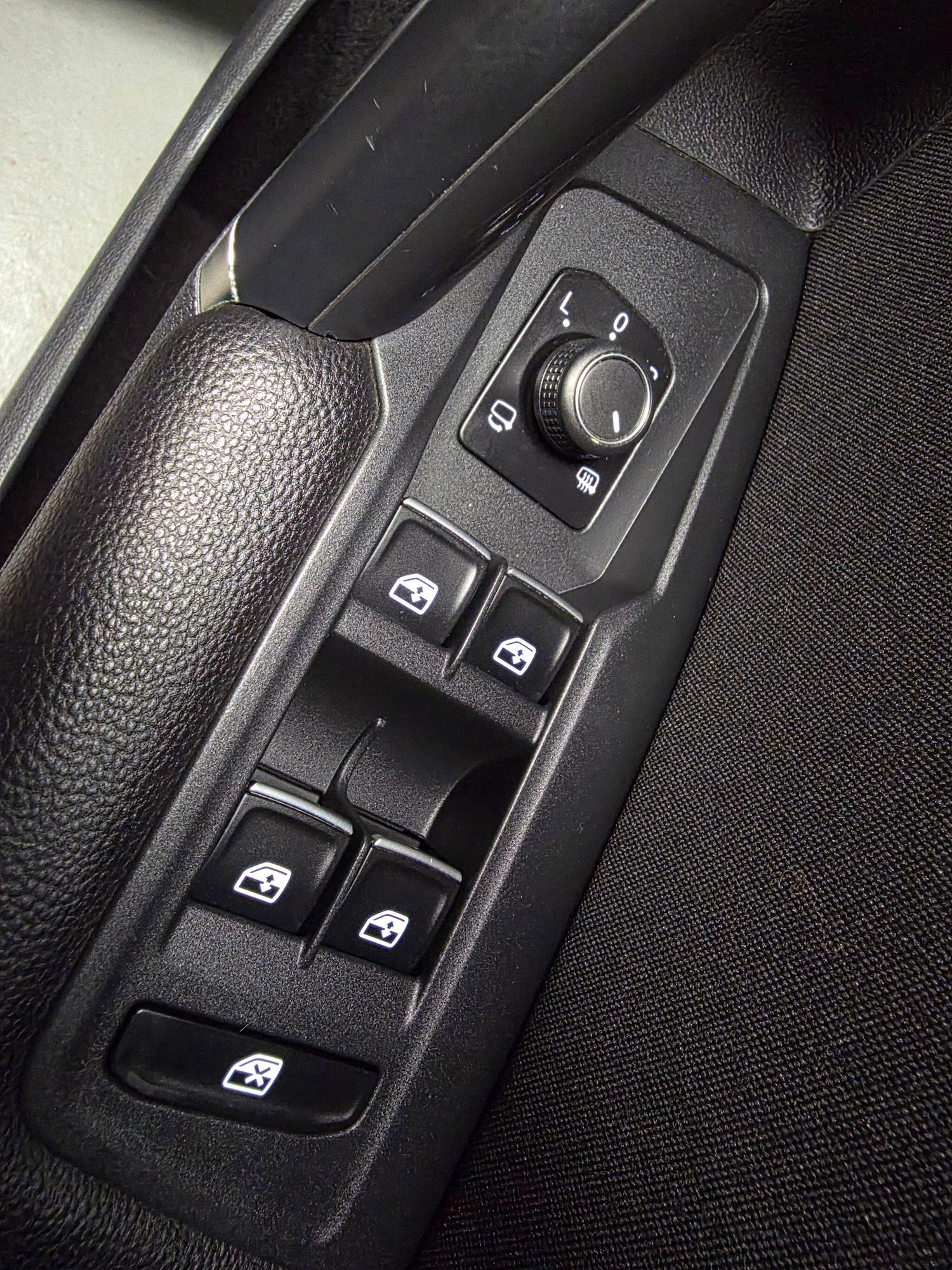 Used Volkswagen Tiguan 2017 for sale - 77376465: Photo 57