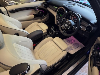 Used MINI Convertible 2018 for sale - 78662729: Photo