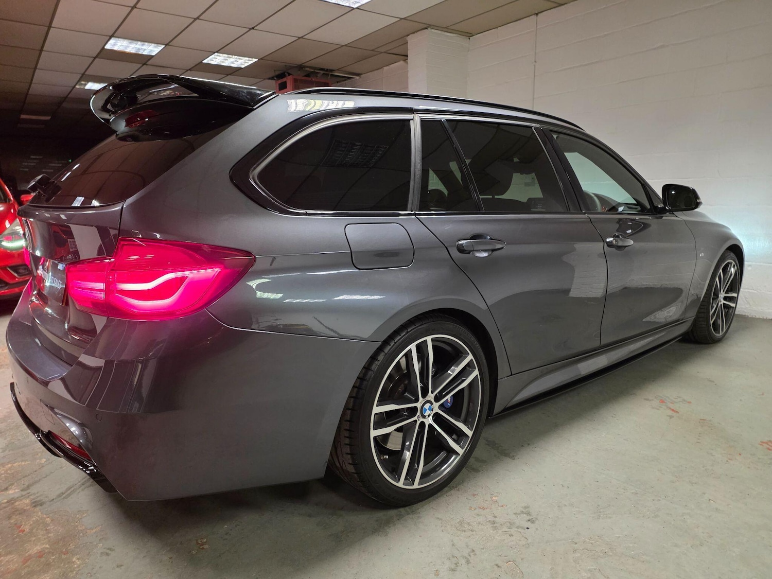Used BMW 3 Series 2017 for sale - 76976472: Photo 21