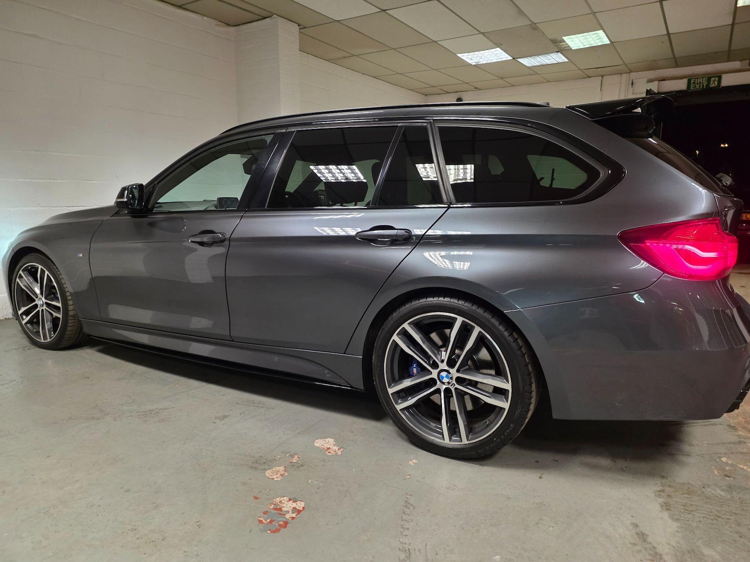 Used BMW 3 Series 2017 for sale - 76976472: Photo 28