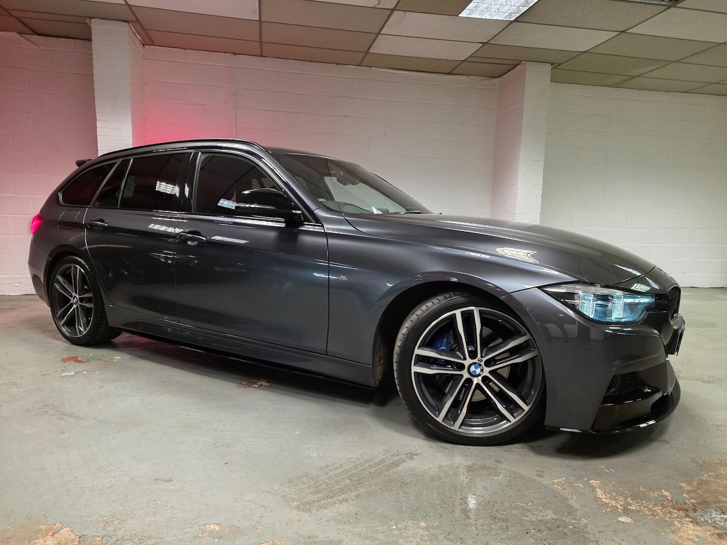 Used BMW 3 Series 2017 for sale - 76976472: Photo 3