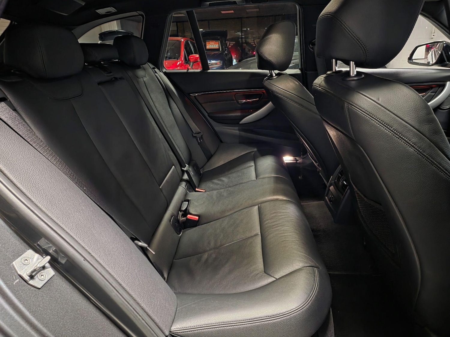 Used BMW 3 Series 2017 for sale - 76976472: Photo 37