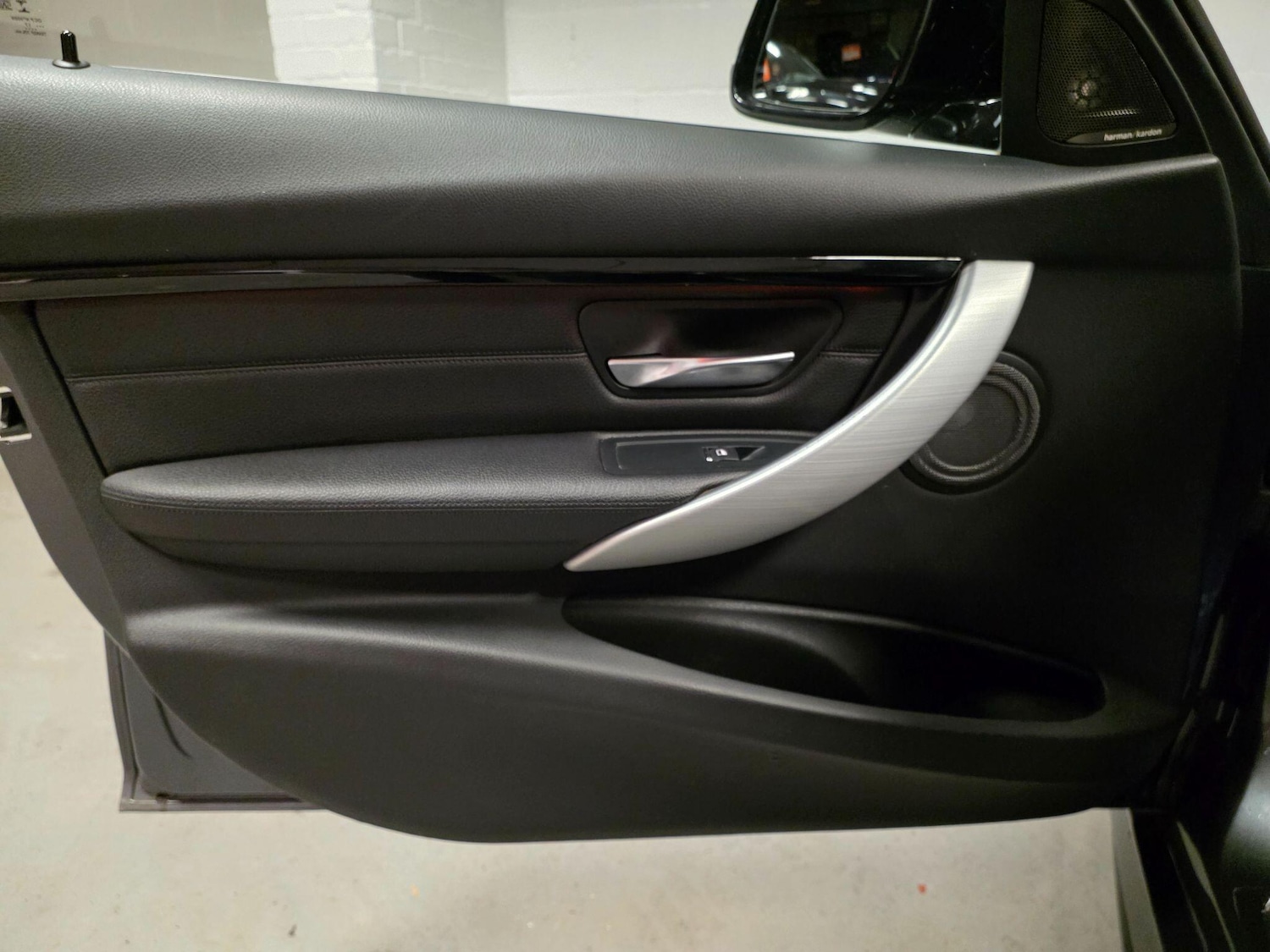 Used BMW 3 Series 2017 for sale - 76976472: Photo 53